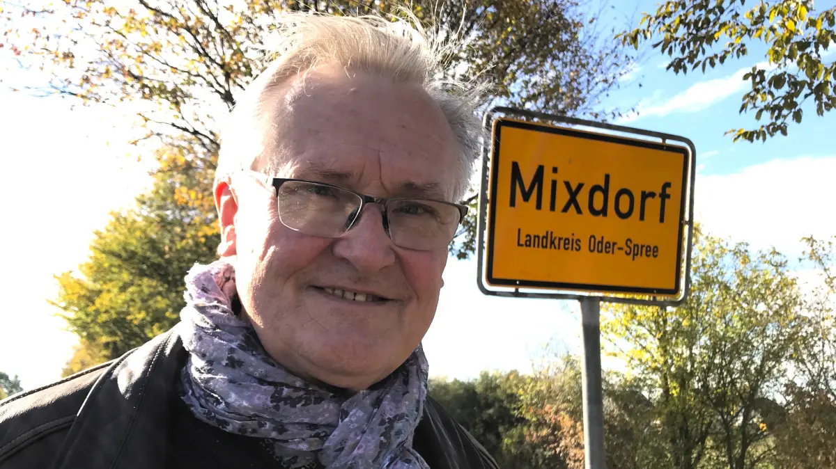 Mixdorf. Dieter-Lothar Mutke, langjähriges Mitglied der Gemeindevertretung Mixdorf, ehemaliger Bürgermeister Mixdorf, ehem. Mitglied und ehem. Vorsitzender Amtsausschuss Schlaubetal. Foto vom 16.10.2026. Foto: Frank Groneberg