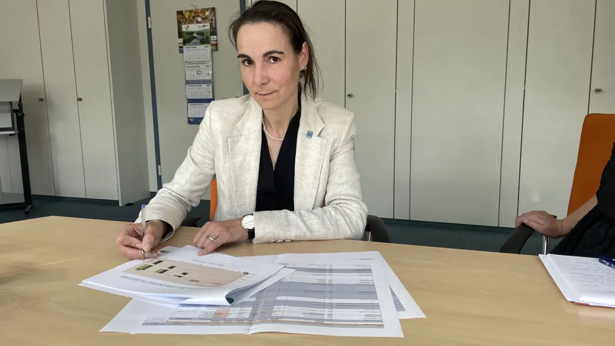 Karolin Langner ist Kämmerin in der Stadtverwaltung von Strausberg. Niemand kennt die Stadtkasse so gut wie sie.