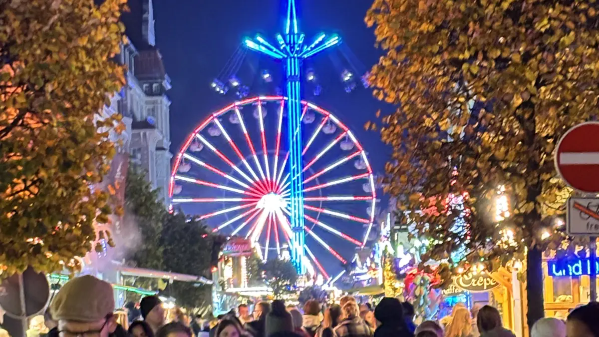Impressionen zur Eröffnung: Martinimarkt 2026 – Der Martinimarkt ist am ersten Tag gut besucht